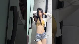 beautiful Chinese girls 24101636 #舞蹈 #美女 #Dance #yoga #tiktok #Bikini