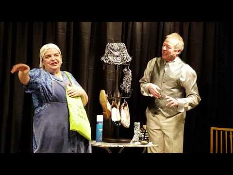 Hillu's Herzdropfa with "Shoes" from "Dobblet gmobblet" live at the Rechtenstein Community Center...