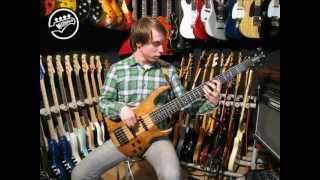 Video thumbnail for CARVIN LB76 Natural Finish Bass USA by Владимир Демидов