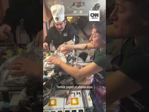 Astronautas mostram como “cozinham” no espaço