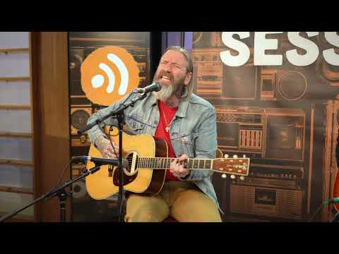 City and Colour perform “Underground” acoustic version - SONiC Sessions
