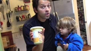 Schauspieler mit leisen stimmen