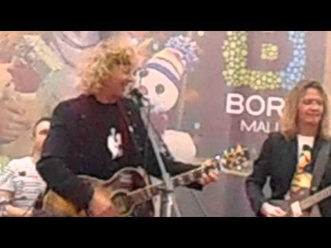 Peter Nagy - Sám s nohami na stole