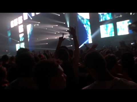 SWEDISH HOUSE MAFIA - LISE / AROUND THE WORLD / DYNAMITE/KIDSOS @ EDC 2011, LAS VEGAS HD