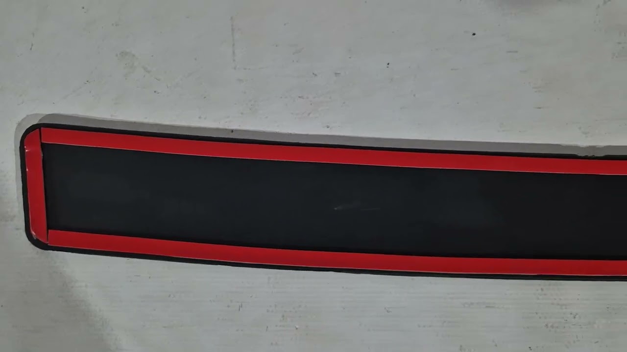 Универсальная Накладка на Задний Бампер DPT V-1 (ABS) (75см, Черный Мат) Video 1