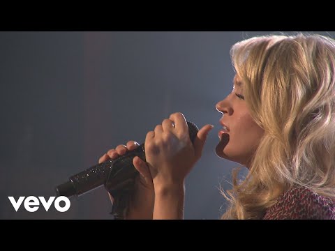 Carrie Underwood - So Small (Walmart Soundcheck 2009)