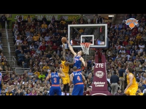 Top 5 Plays of the Week: Porzingis Swats LBJ, Melo's Crossover, and More!