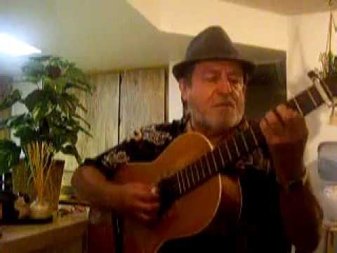 ChavaLedesma canta: "La Bola de Años"  de Memo De Anda.   Agsto 8-2011