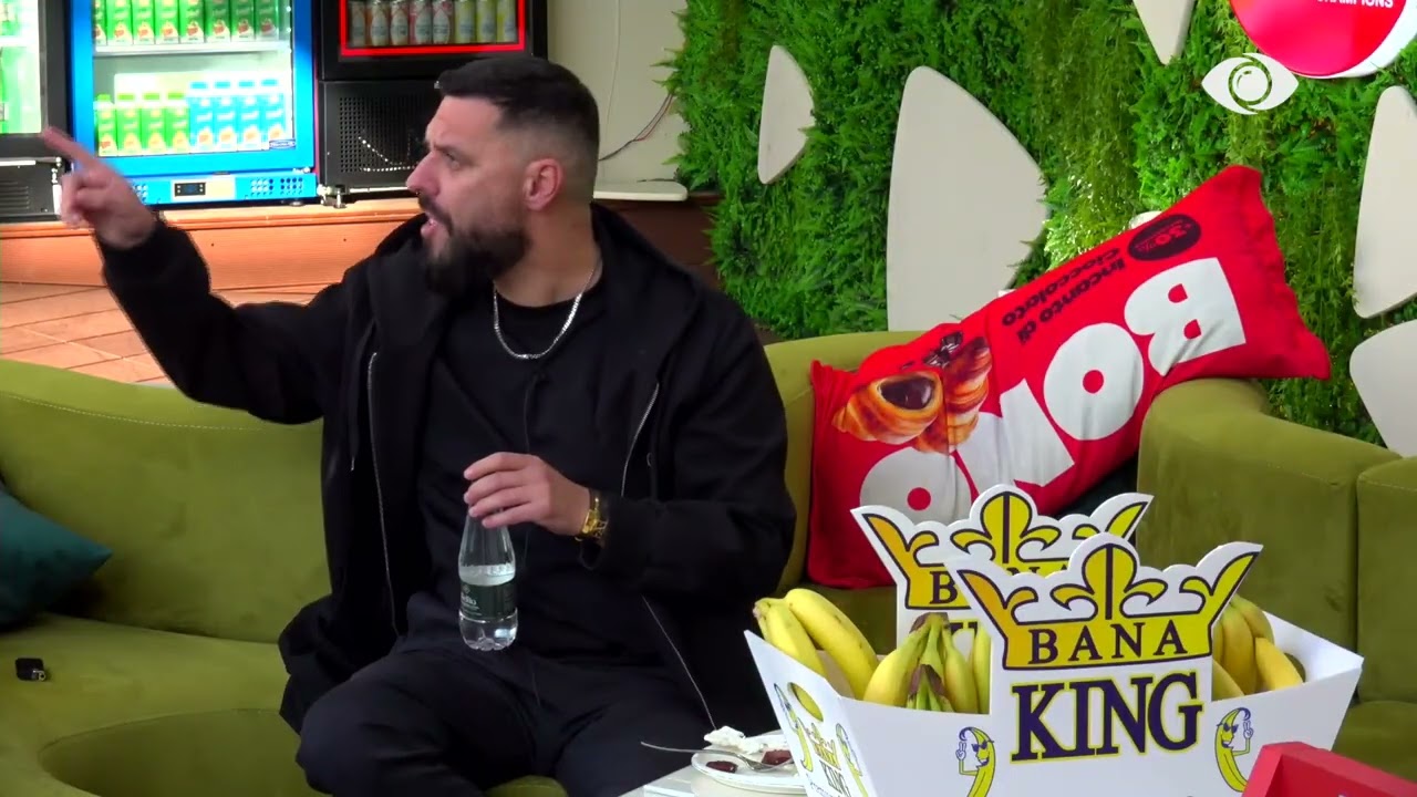 Po e përdor mërzinë time për lojë/ Juela diskuton me Rogertin