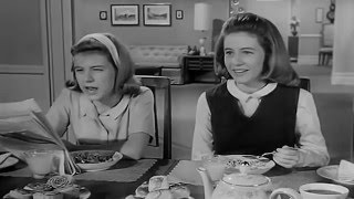 The Patty Duke Show 1963 - 1966 Opening and Closing Theme (With Snippet) Remastered