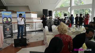 Download lagu Azura - Jamal Abdillah ( Live ) mp3 Download lagu Azura - Jamal Abdillah ( Live ) mp3