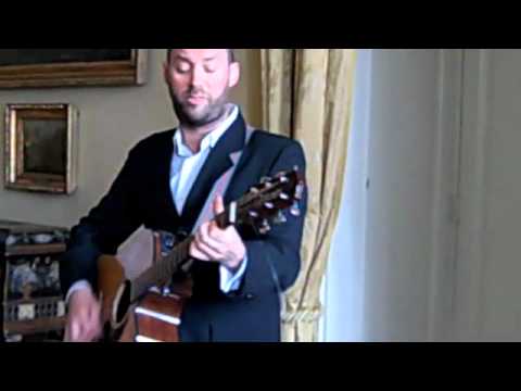 Alasdair Bouch - Alasdair Bouch - Fill My Time (Live)