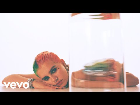 Video thumbnail for Boys Make Promises