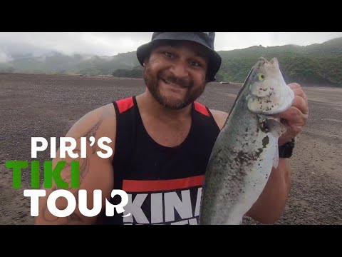 Fishing in the beautiful Hicks Bay, East Coast - Piri's Tiki Tour - S2 Ep9
