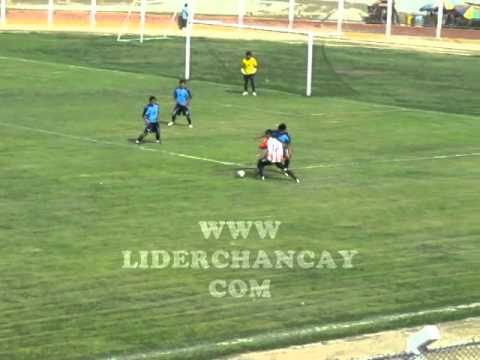 Goles: Norte Peralvillo (02) - Torre Blanca (01)