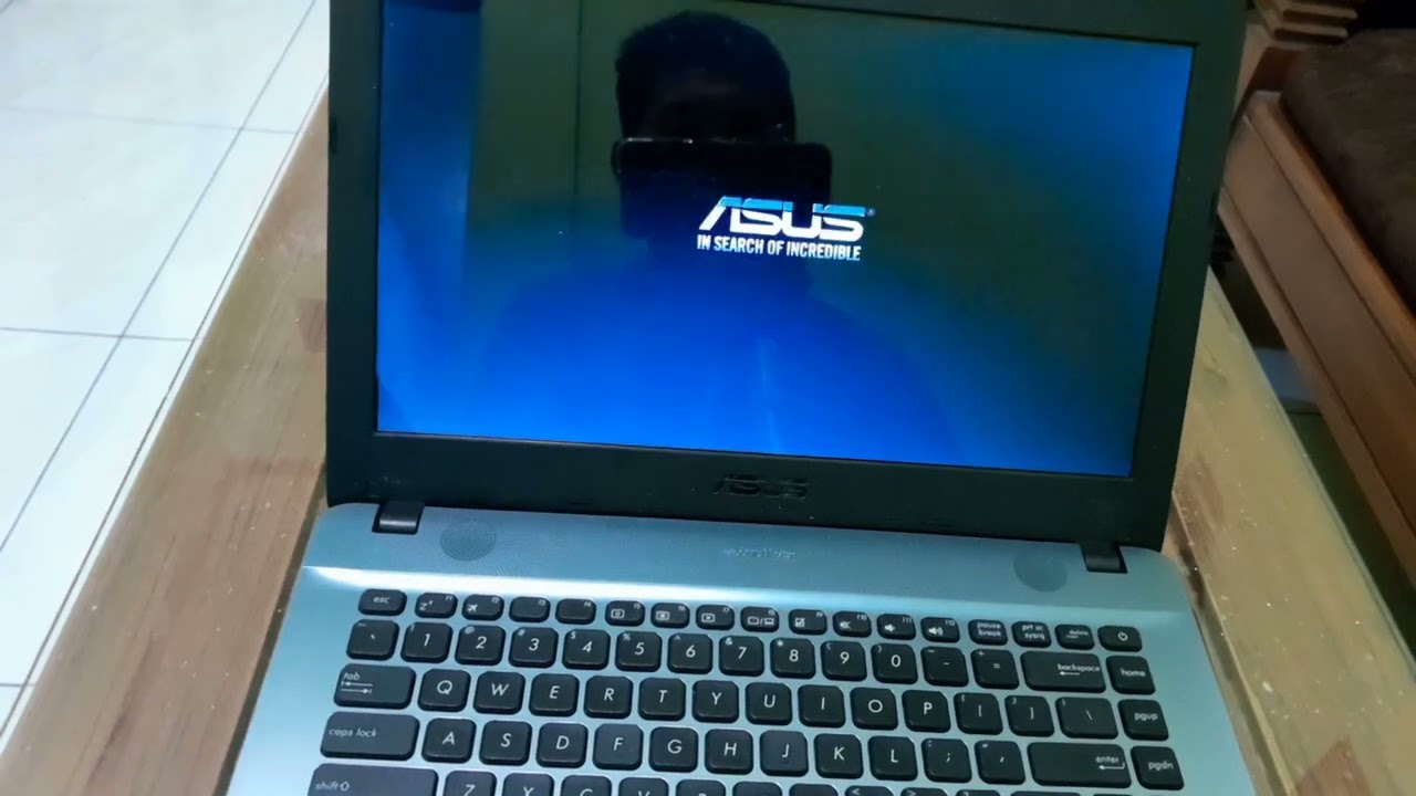 Procedure for operating a laptop - by Muhammad Rizki Fadillah