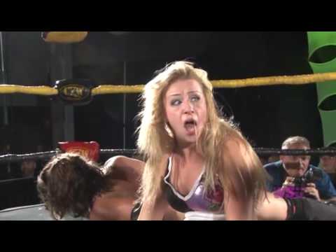 Girls wrestling fighting - JT Dunn vs Kimber Lee