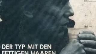 Musik-Video-Miniaturansicht zu Der Typ mit den fettigen Haaren Songtext von Tommi Piper