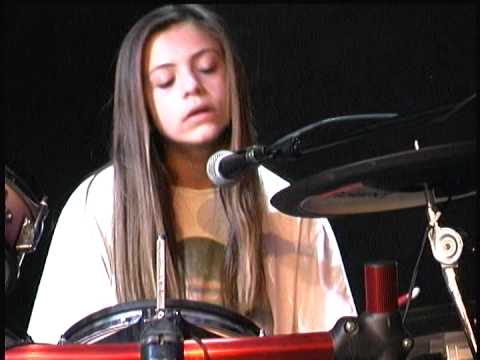 Emily Maisano performs Talking to the Moon - Danman Kids Concert Feb 2014