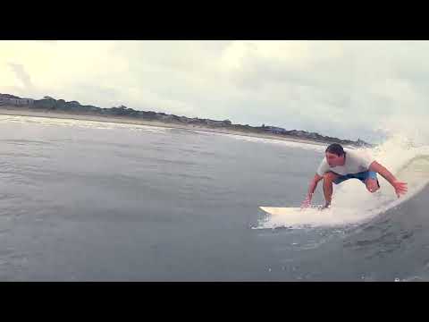 Surfing Kiawah Island, SC during increasing swell. Thank you Franklin🌊