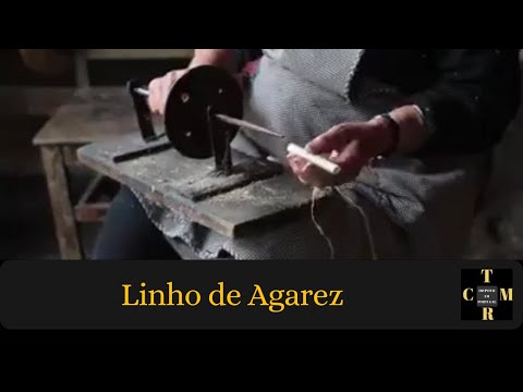 Trabalho do linho &agrave; moda antiga ( Agarez )