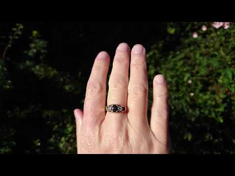 18ct gold 1970's vintage sapphire & diamond trilogy ring