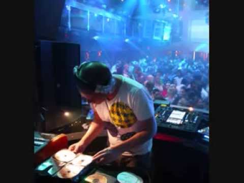 DJ Oscar G - The First Tribal Feeling (Tribal House)