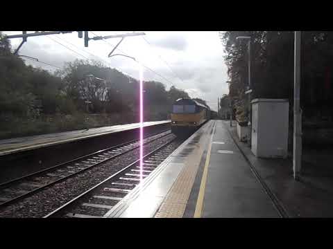 60087 at Bryn Station - 09th October 2019