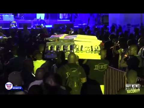 download lagu mp3 mp4 Show De Buzz, download lagu Show De Buzz gratis, unduh video klip Show De Buzz