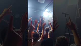 Dennis Lloyd Playa (say that) live