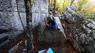Video thumbnail of Le Beak Dyno, V5. Cowell