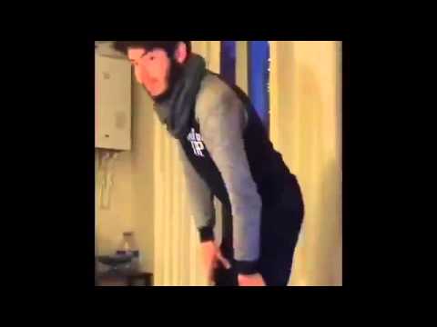 Kerimcan Durmaz-Atakan Özyurt Twerk  (yapmak istediği/olan)