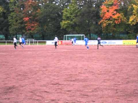 Raderthal Kickers vs. Rath-Heumar - schöner Spielzug