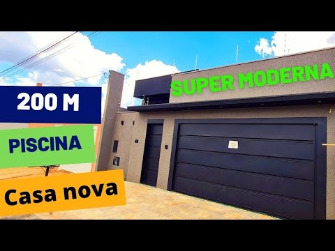 CASA MODERNA / 200 METROS /  COM PISCINA