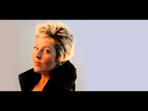 download lagu mp3 mp4 Salomé Haller, download lagu Salomé Haller gratis, unduh video klip Salomé Haller
