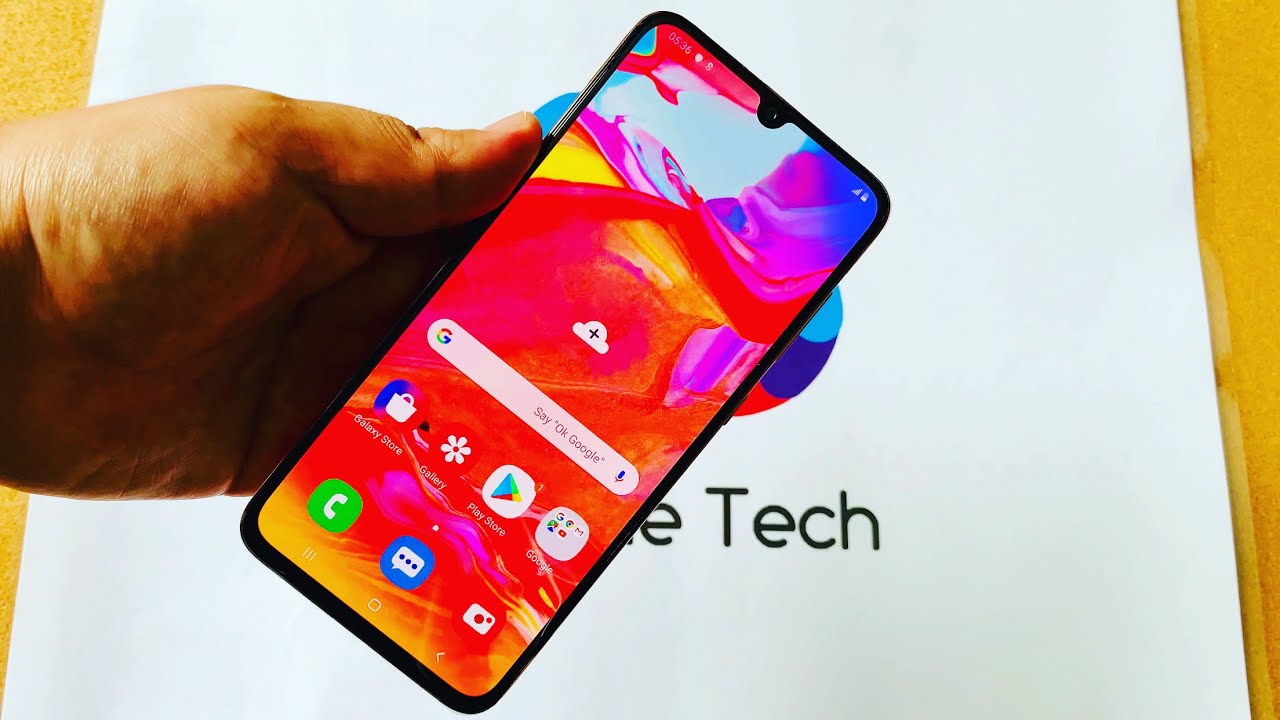 Galaxy A70 - Unboxing & Initial Review!