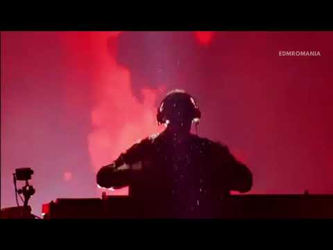 Danny Avila  - amazing us with an insane set at  UNTOLD 2021