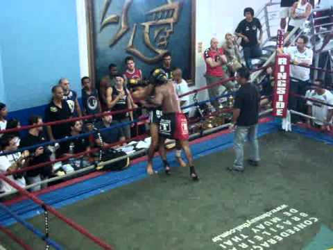 Adriano parte 01 Muay Thai