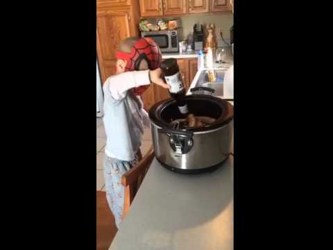 download lagu mp3 mp4 Spiderman Slow Cooker, download lagu Spiderman Slow Cooker gratis, unduh video klip Spiderman Slow Cooker