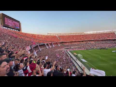 "Recibimiento River Plate vs Argentinos Juniors" Barra: Los Borrachos del Tablón • Club: River Plate