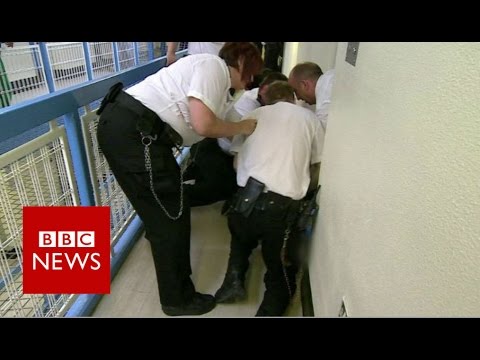 BBC exclusive: A look inside Wandsworth prison (Part 2) - BBC News