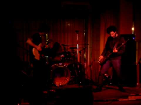 PAJAROS MUTANTES - Cuernos de caza En Vivo!!!