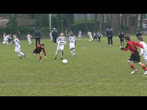 fragment 2e helft Willem II E1 - Best Vooruit E1