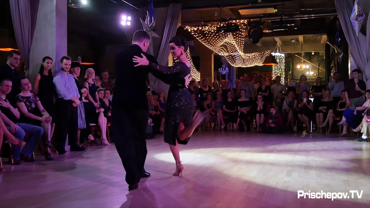 Video thumbnail for Dmitry Astafiev & Irina Ponomareva, 2-4, Moscow, Milonga Ideal, Planetango, 24.01.2020