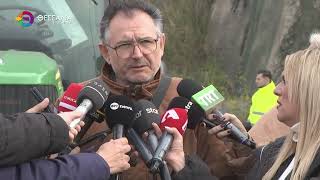 ΑΓΡΟΤΕΣ ΕΚΛΕΙΣΑΝ ΤΙΣ ΣΗΡΑΓΓΕΣ ΤΩΝ ΤΕΜΠΩΝ ΓΙΑ ΤΑ ΦΟΡΤΗΓΑ   Η ΑΣΤΥΝΟΜΙΑ ΚΑΙ ΓΙΑ ΙΧ 22 12 2025