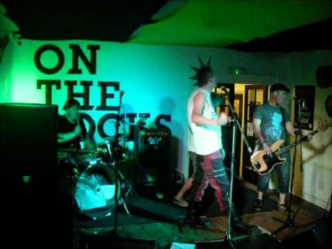 CID/ I Could'nt be you/Live in a car/tomorrows girls by Crash Course/UK Subs covers band video thumbnail