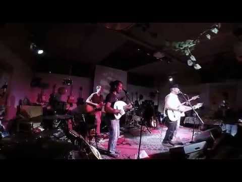 Sagiv Cohen hosting Avner Gadassi - Yemenite medley