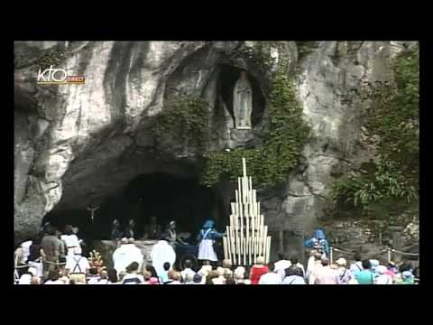 Chapelet à Lourdes