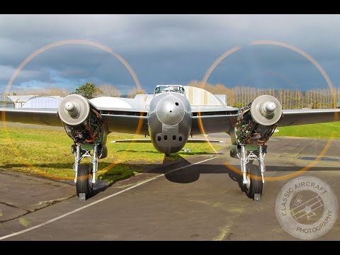 DH Mosquito TV959 double engine run and first taxi, August 27, 2016.