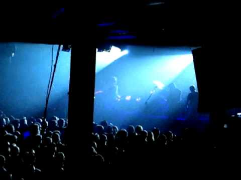 Is a Robot - dEUS